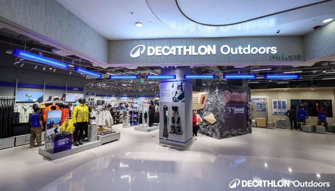 品牌终于来华讲阿尔卑斯山故事冰球突破网站165年老牌户外(图9)