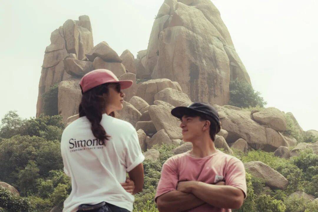 品牌终于来华讲阿尔卑斯山故事冰球突破网站165年老牌户外(图10)